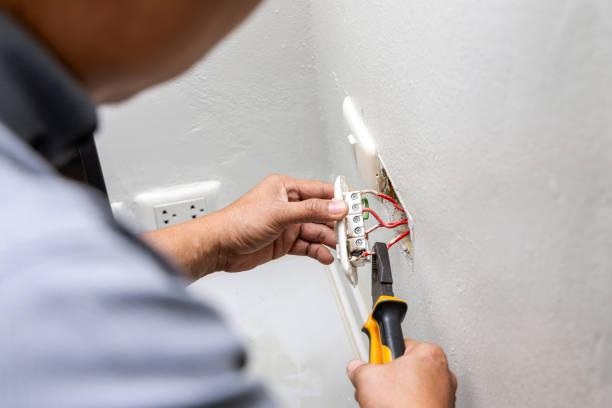 Best Commercial Electrician Services  in Ohkay Owingeh, NM
